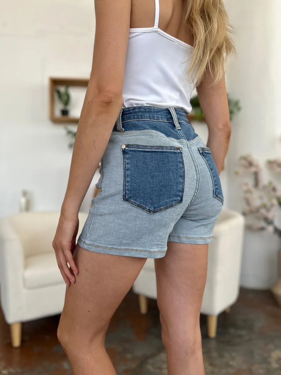 Women’s Jeans & Denim